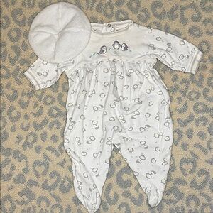 Vintage Adorable White Penguin Print Kids One Piece with Matching Tam